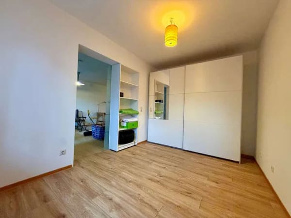 Immobilie in Königsfeld im Schwarzwald - Helle 1,5-Zimmer-Wohnung mit separatem Schlafbereich, Balkon und Blick ins Grüne in Königsfeld - Bild 1
