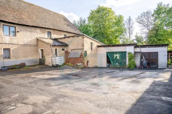 Immobilie in Miesitz - Wohnen auf einer Ebene! Haupthaus mit Wintergarten, 3 Garagen & riesiges Grundstück - Bild 3