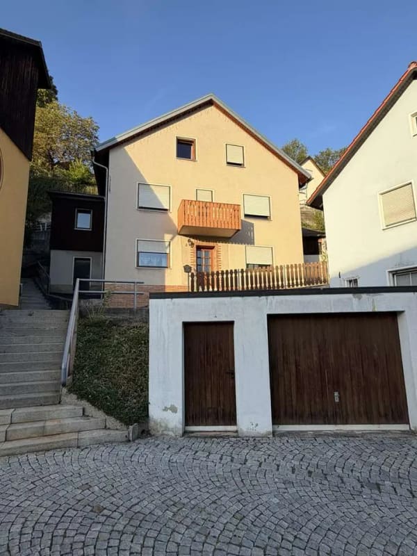 Immobilie in Sulzbach-Rosenberg - Alltagstaugliches Einfamilienhaus in Sulzbach-Rosenberg - Ortsteil Rosenberg - Bild 0