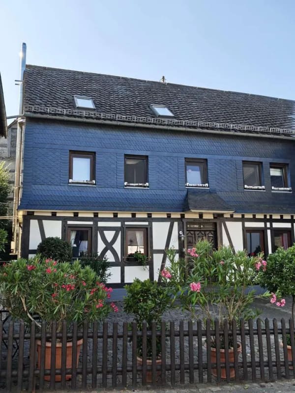 Immobilie in Dommershausen - Hunsrück: Fachwerkjuwel von 1794  - prämiertes Bauernhaus mit Scheune, Hof & Ferienwohnungspotenzial - Bild 0