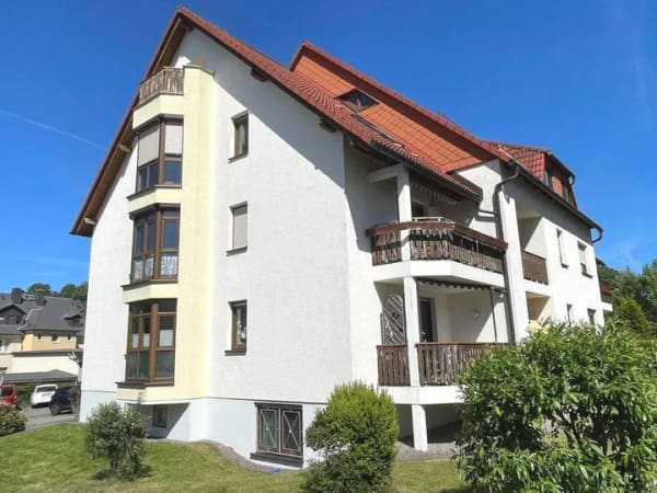 Immobilie in Neukirchen/Erzgebirge - Hier will man wohnen – Maisonette für Eigennutzer mit spektakulärem Fernblick und Wohlfühlgarantie - Bild 2