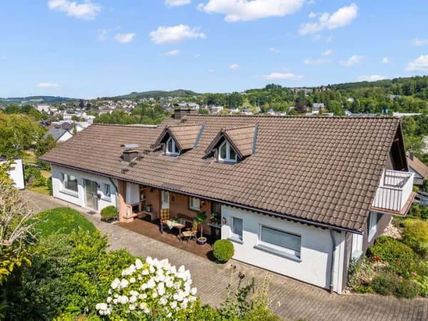 Immobilie in Olpe - Großzügiges Wohnhaus mit Einliegerwohnung in Rüblinghausen! - Bild 4