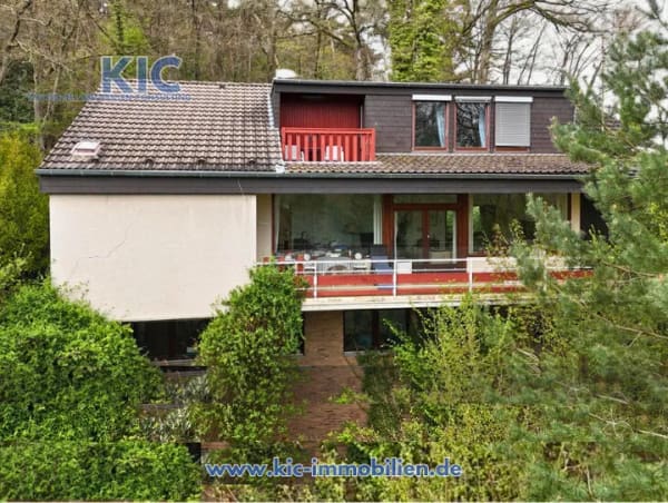 Immobilie in Rösrath - Einfamilienhaus mit Einliegerwohnung in Rösrath, 1.236 m² Grd. und viel Potenzial für Ausbau und Umbau - Bild 0