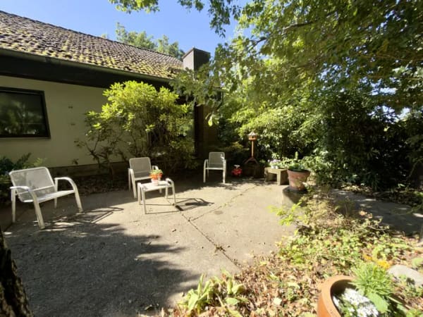 Immobilie in Rösrath - Einfamilienhaus mit Einliegerwohnung in Rösrath, 1.236 m² Grd. und viel Potenzial für Ausbau und Umbau - Bild 3