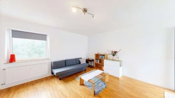 Immobilie in Quickborn - MODERNE EINBAUKÜCHE & 2 BÄDER: einzugsfertige Wohnung mit Loggia - Bild 3