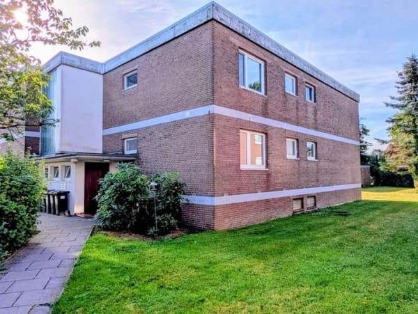 Immobilie in Elsfleth - Einziehen, wohlfühlen oder clever investieren – 
Gepflegte 2-Zimmer-Wohnung mit Balkon! - Bild 0