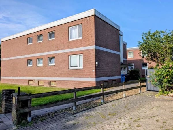 Immobilie in Elsfleth - Einziehen, wohlfühlen oder clever investieren – 
Gepflegte 2-Zimmer-Wohnung mit Balkon! - Bild 1