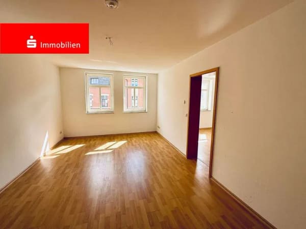 Immobilie in Waltershausen - 3 Raumwohnung mit Blick auf das Klaustor * sofort bezugsfrei oder als Kapitalanlage nutzbar * - Bild 0