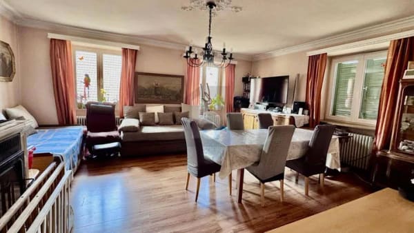 Immobilie in Rümmingen - FAMILIENTRAUM MIT VIEL PLATZ & GEWERBEOPTION - Bild 2