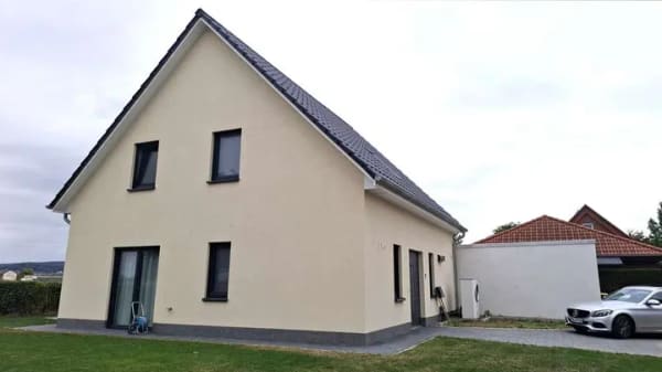 Immobilie in Hohnhorst - neuwertiges Einfamilienhaus mit der Doppelgarage - Bild 1