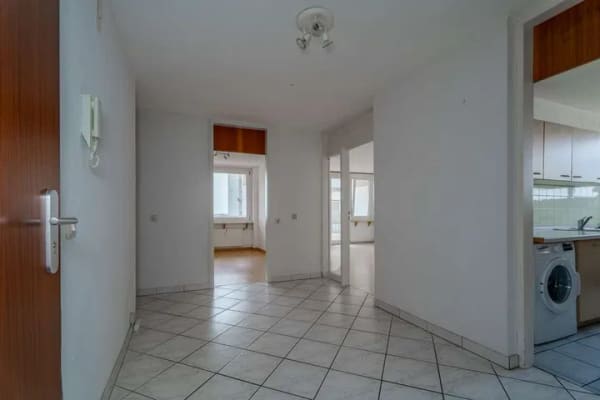Immobilie in Singen (Hohentwiel) - 4,5-Zimmer-Wohnung mit Ausblick in Singen - Bild 3