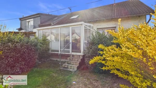 Immobilie in Mettlach - SOFORT VERFÜGBAR:
WOHNHAUS IN ORSCHOLZ MIT 3 SCHLAFZIMMERN UND WINTERGARTEN SOWIE GARTEN - Bild 4