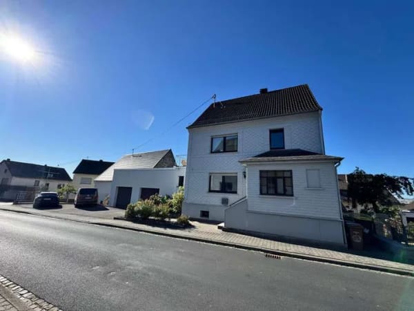 Immobilie in Ruppach-Goldhausen - Charakter, Gemütlichkeit & viel Raum – Ihr neues Zuhause in Ruppach-Goldhausen - Bild 0