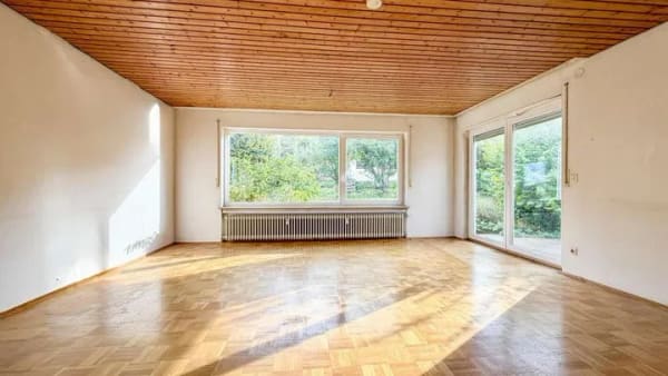 Immobilie in Bopfingen - Wohnen mit Ipfblick - Einfamilienhaus mit Einliegerwohnung  - Bild 1