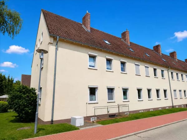 Immobilie in Sande - Gemütliche Erdgeschosswohnung in ruhiger Umgebung – sofort startklar - Bild 0