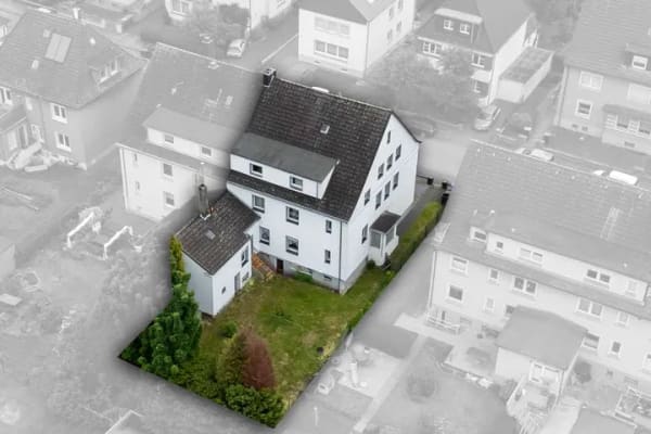 Immobilie in Castrop-Rauxel - Mehrfamilienhaus in ETWs aufgeteilt – Garten – modernisiert - Bild 0