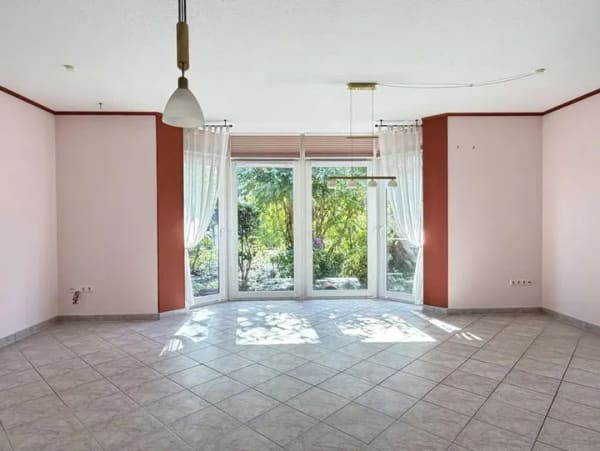 Immobilie in Kirchwalsede - Viel Platz zum Wohlfühlen! Großzügiges Einfamilienhaus auf schönem Grundstück - Bild 1