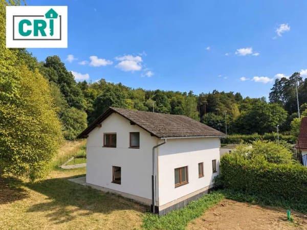 Immobilie in Ebsdorfergrund - Platz zum Wohlfühlen – Einfamilienhaus mit Garten und Garage - Bild 0