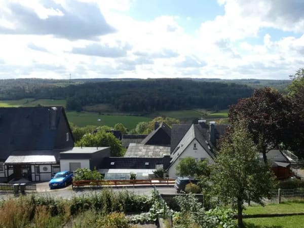 Immobilie in Warstein - Mehrfamilienhaus mit Südlage und traumhaftem Ausblick - Bild 3