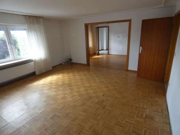 Immobilie in Warstein - Mehrfamilienhaus mit Südlage und traumhaftem Ausblick - Bild 4