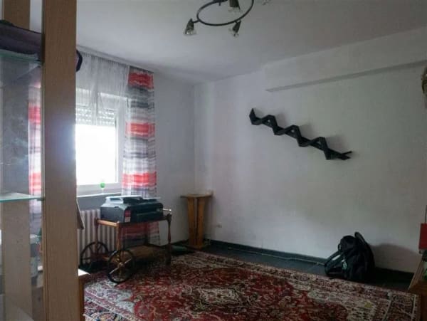 Immobilie in Deensen - Großzügiges Zweifamilienhaus mit 11 Zimmern, 2 Balkonen und großem Grundstück in ruhiger Randlage - Bild 3