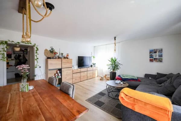 Immobilie in Steinen - Helle 3-Zimmer-Wohnung mit Balkon und Tiefgaragenstellplatz in Steinen-Hüsingen - Bild 2