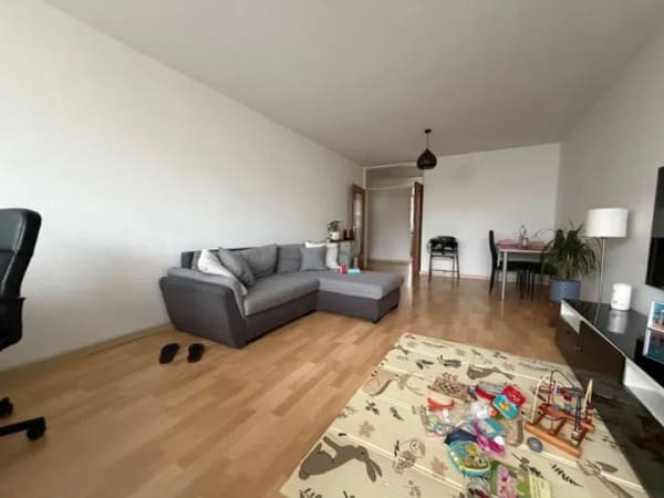Immobilie in Umkirch - Lichtdurchflutetes 3-Zimmer-Domizil mit Balkon & Tiefgaragenstellplatz – Attraktive Kapitalanlage - Bild 2