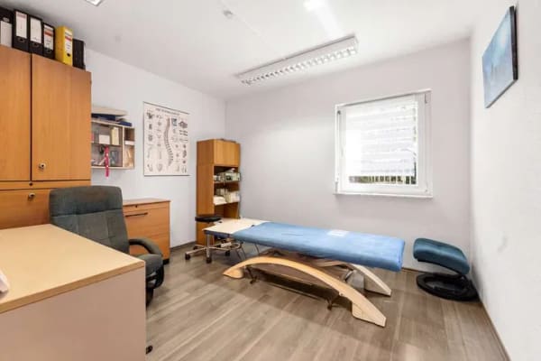 Immobilie in Vörstetten - Freistehendes Wohn- und Praxishaus mit Erdwärme und 
Effizienzklasse A+ in Vörstetten - Bild 3