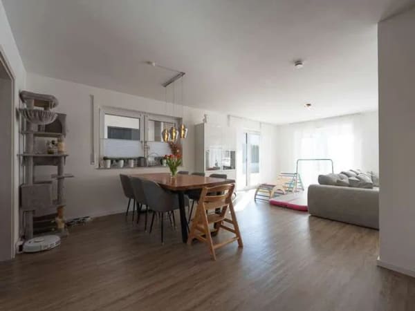 Immobilie in Buch - Platz für die ganze Familie – Doppelhaushälfte mit Garten, Terrasse und Garage in Buch - Bild 4