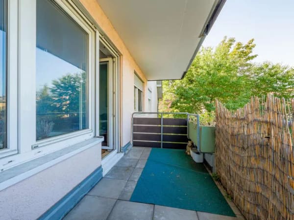 Immobilie in Friedrichshafen - Charmante Eigentumswohnung mit viel Licht, Balkon und TG-Stellplatz - Bild 4