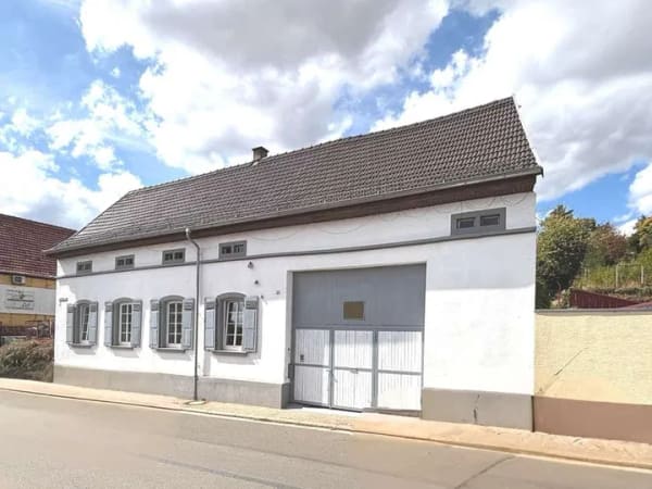 Immobilie in Dreisen - Aufwändig renoviertes Bauernhaus  - Bild 1