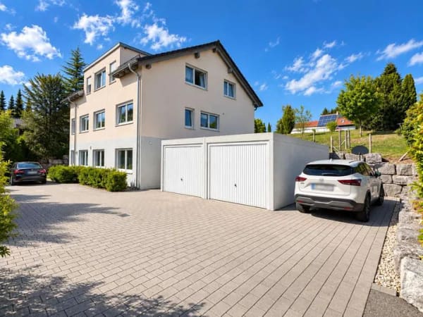 Immobilie in Gschwend - Drei Wohnungen. Voll vermietet. Modern gebaut – Kapitalanlage in Gschwend - Bild 2