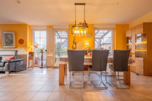 Immobilie in Leegebruch - Attraktive Kapitalanlage mit Nießbrauchrecht: massives Einfamilienhaus mit mediterranem Garten - Bild 4