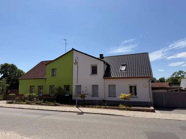 Immobilie in Ketzin/Havel - Eigenes Haus, wenig Verpflichtungen - umfassend sanierte Doppelhaushälfte in Ketzin - Bild 0