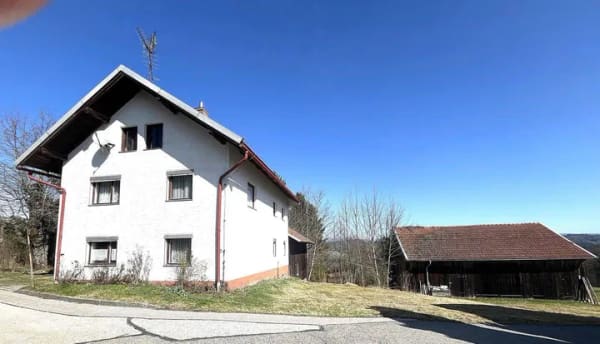 Immobilie in Innernzell - Ehem. Hofstelle mit 79.910 m² Grund (Wiesen/Wald) nähe Innerzell - Bild 0