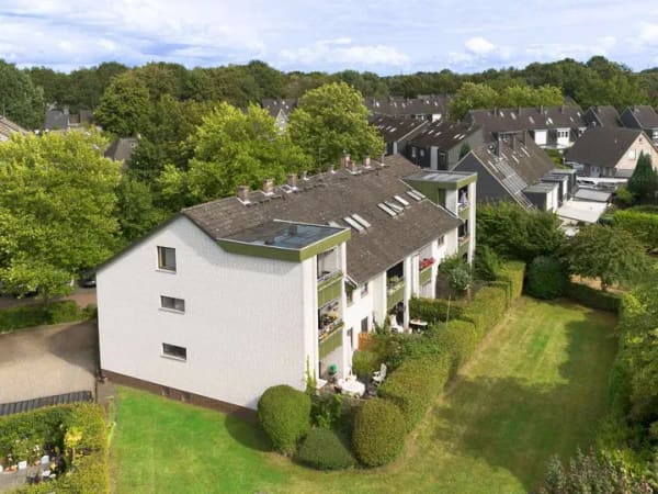 Immobilie in Tornesch - Attraktives Investment: Vermietete 3,5- Zimmer-Dachgeschosswohnung in begehrter Familienlage - Bild 0