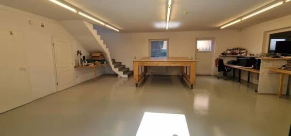 Immobilie in Bergen auf Rügen - Vielseitig nutzbares Gewerbeobjekt mit Potenzial - gepflegtes freistehendes Haus zentrumsnah - Bild 2