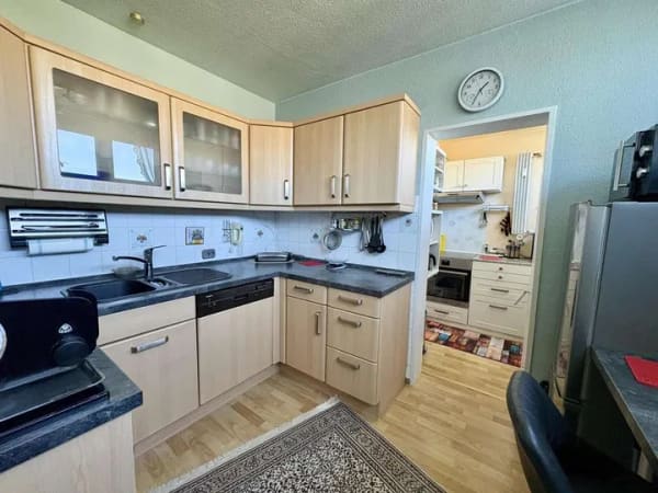 Immobilie in Wörth am Rhein - W O H N (T) R A U M - Großzügige 4,5-Zimmerwohnung mit Fernblick - Bild 3