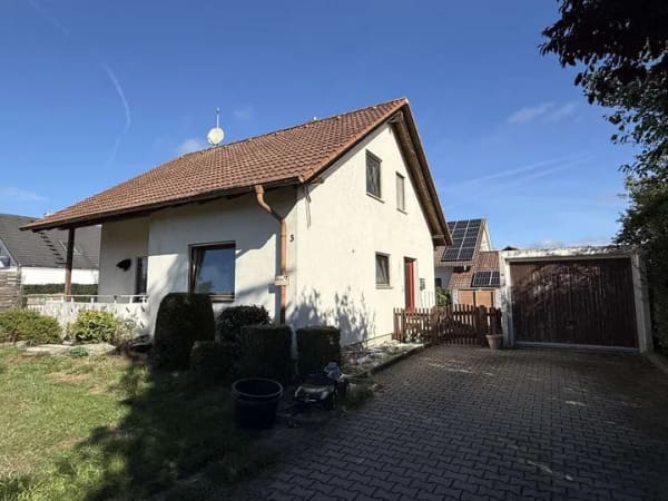 Immobilie in Altheim (Alb) - Familienfreundliches Haus in ruhiger Wohnlage von Altheim - Bild 1