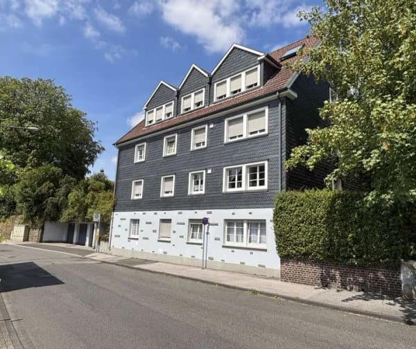 Immobilie in Remscheid - Mehrfamilienhaus in Remscheid-Lüttringhausen - Bild 1