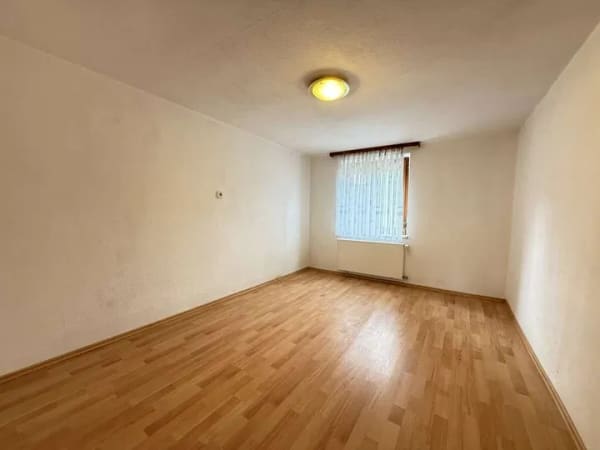Immobilie in Mössingen - Einfamilienhaus mit Einliegerwohnung und großer Scheune in Mössingen-Talheim - Bild 4
