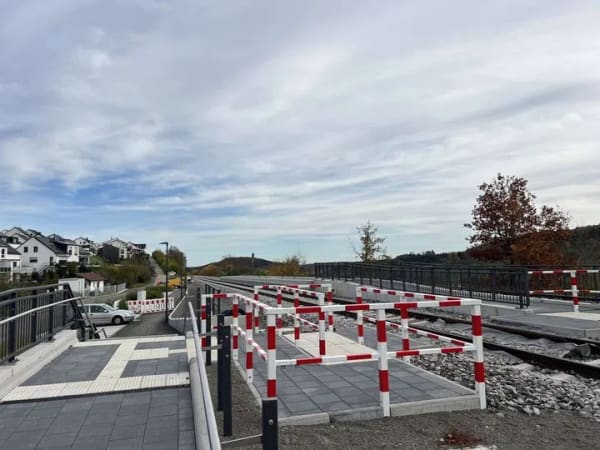 Immobilie in Ostelsheim - Mit Bahnanschluss: "Gelegenheit in Ostelsheim" Hochwertige DHH in herrlicher Randlage - Bild 4