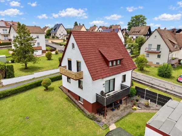Immobilie in Küps - Solides Wohnhaus mit schönem Garten in Küps - Bild 3