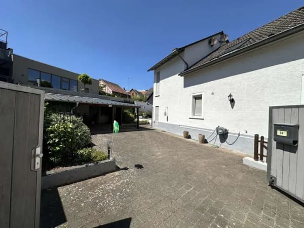 Immobilie in Langenlonsheim - 2 Familienhaus -Idyllisch mit Privatspähre im Ortskern von  55450 Langenlonsheim - Bild 1