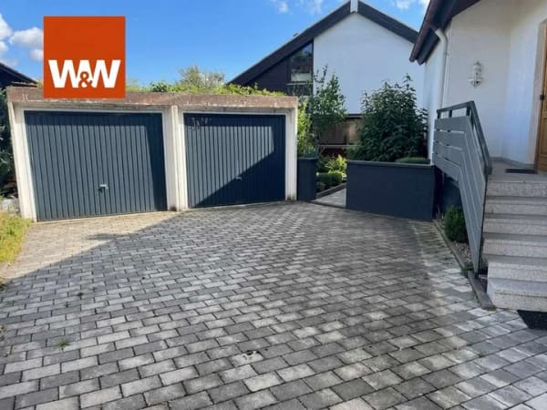 Immobilie in Wiernsheim - Gestalten Sie Ihr neues Zuhause selbst – großes Einfamilienhaus mit Sanierungsbedarf! - Bild 1