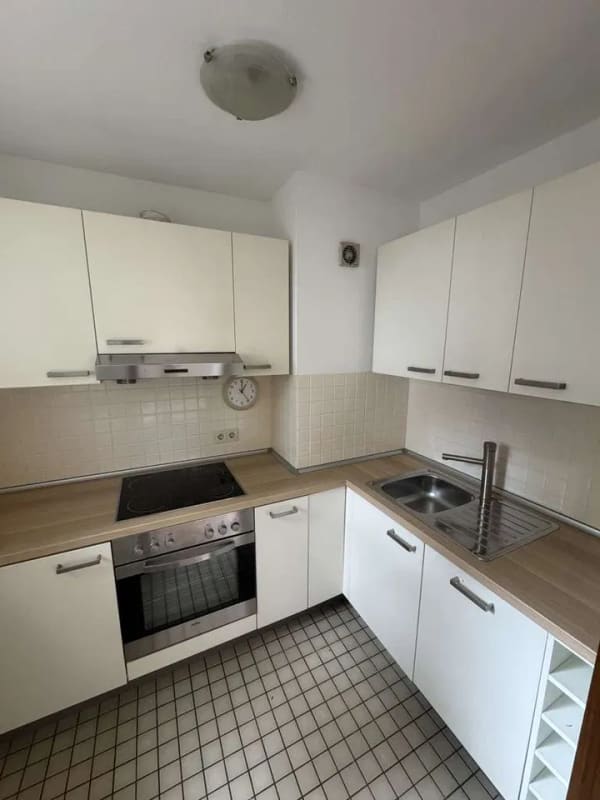 Immobilie in Oberhaching - Provisionsfrei: 1-Zimmer-Wohnung im Zentrum von Deisenhofen — EG, bezugsfrei, mit EBK - Bild 3