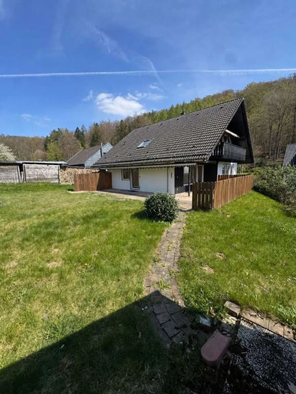 Immobilie in Alfeld (Leine) - Vielseitiges Haus sucht neue Familie - Bild 1