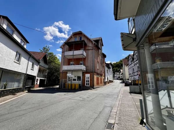 Immobilie in Schmitten - Mehrfamilienhaus in Schmitten – 4 Einheiten, solide Mieteinnahmen, gepflegter Zustand - Bild 0