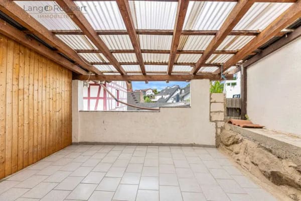 Immobilie in Fürth - Charmantes Wohnhaus mit Potenzial, Terrasse und Garage - Bild 4