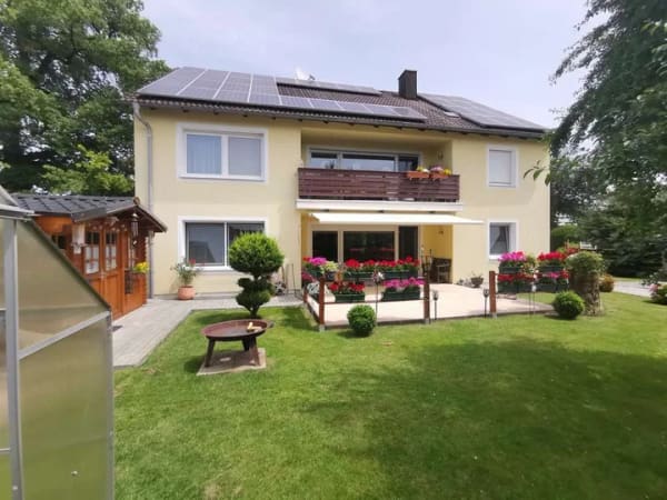 Immobilie in Mauern - Altersvorsorge und Wohnen unter einem Dach: traumhaftes 2-Parteien Haus mit ELW, Ausbaupotential,... - Bild 0